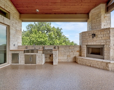 900 Hawthorne Loop - Photo Thumbnail 38