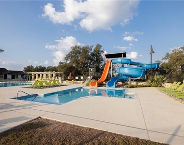 221 Compania Dr - Photo Thumbnail 29