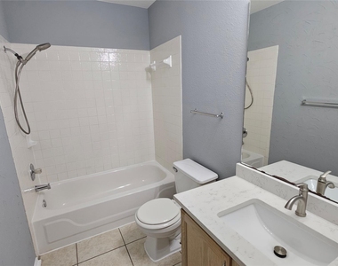 2241 Ada Ln - Photo Thumbnail 8