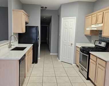 2241 Ada Ln - Photo Thumbnail 1