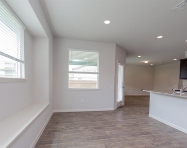 14614 Frankel Loop - Photo Thumbnail 5