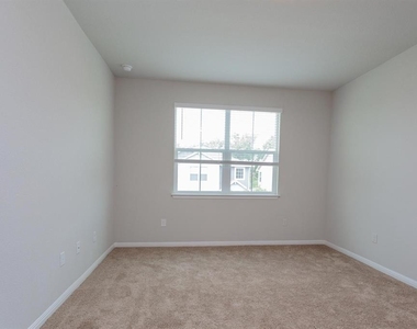 14614 Frankel Loop - Photo Thumbnail 11