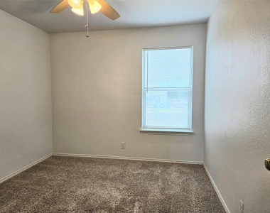 161 Beech Dr - Photo Thumbnail 7