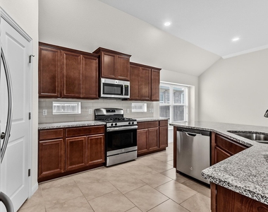 3113 Rabbit Creek Dr - Photo Thumbnail 7