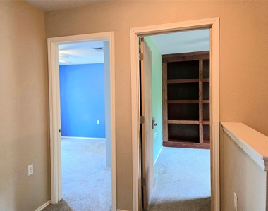 809 Sheraton Ave - Photo Thumbnail 17