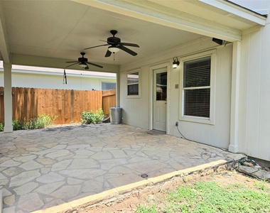 809 Sheraton Ave - Photo Thumbnail 26