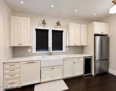 1544 N Laura Street - Photo Thumbnail 5