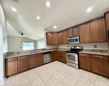 1919 Derringer Road - Photo Thumbnail 3