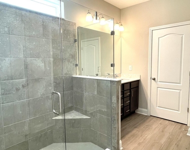 300 Thistleton Way - Photo Thumbnail 10