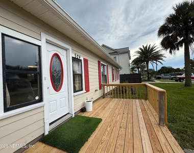 524 17th Avenue N - Photo Thumbnail 3