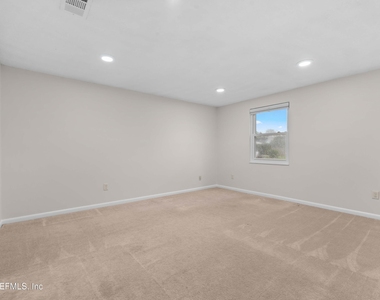 250 Nautical Boulevard S - Photo Thumbnail 12
