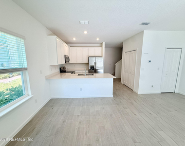 307 Belfort Court - Photo Thumbnail 3