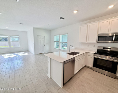 307 Belfort Court - Photo Thumbnail 2