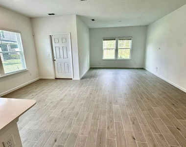 307 Belfort Court - Photo Thumbnail 2