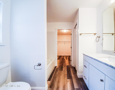223 Monterey Boulevard - Photo Thumbnail 19
