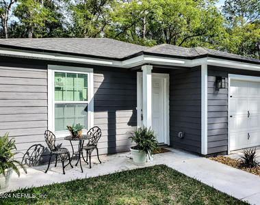 223 Monterey Boulevard - Photo Thumbnail 1