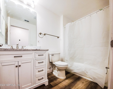 223 Monterey Boulevard - Photo Thumbnail 15
