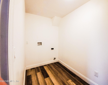 223 Monterey Boulevard - Photo Thumbnail 13