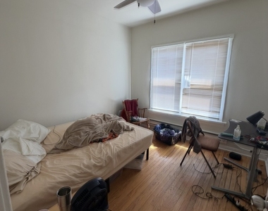 732 W Roscoe Street - Photo Thumbnail 9