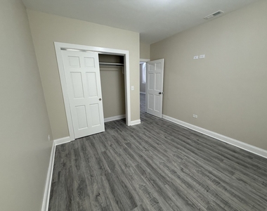 3150 Harlem Avenue - Photo Thumbnail 4