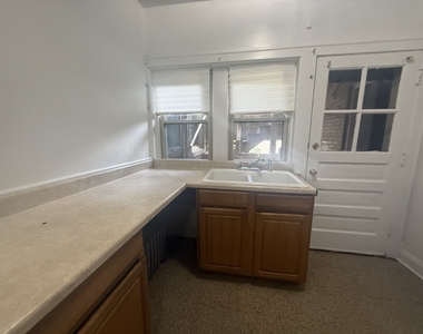 3148 Harlem Avenue - Photo Thumbnail 9