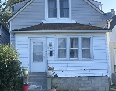 101 E 23rd Street - Photo Thumbnail 2