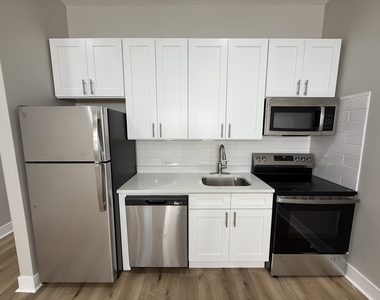 3151 N Long Avenue - Photo Thumbnail 3