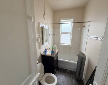 909 Sherman Avenue - Photo Thumbnail 5