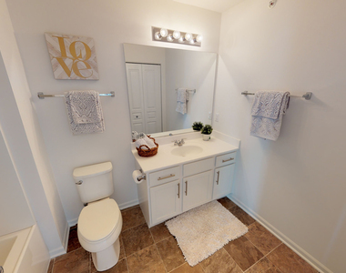 1277 Comiskey Avenue - Photo Thumbnail 14