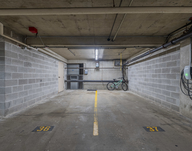 419 W Grand Avenue - Photo Thumbnail 30