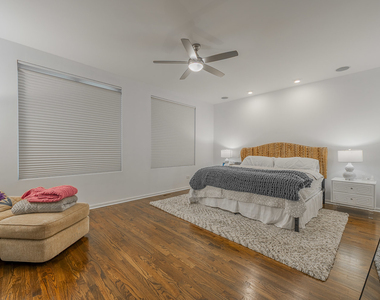 419 W Grand Avenue - Photo Thumbnail 15