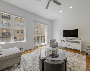 419 W Grand Avenue - Photo Thumbnail 21
