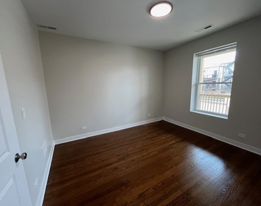 3726 N Racine Avenue - Photo Thumbnail 28