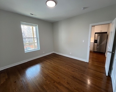 3726 N Racine Avenue - Photo Thumbnail 27