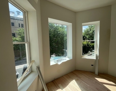 3726 N Racine Avenue - Photo Thumbnail 5