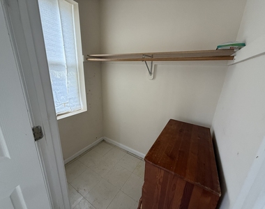 5011 W Cermak Road - Photo Thumbnail 5