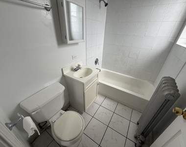 5011 W Cermak Road - Photo Thumbnail 6