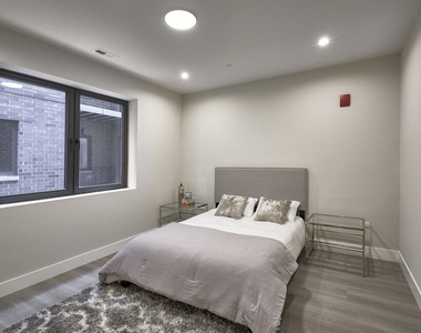 451 E Pershing Avenue - Photo Thumbnail 10