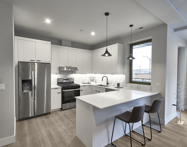 451 E Pershing Avenue - Photo Thumbnail 14