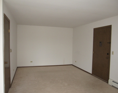 428 Cavalier Court - Photo Thumbnail 3
