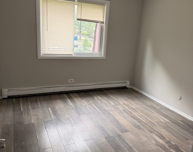 10479 Dearlove Road - Photo Thumbnail 5