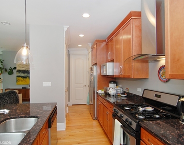 829 S La Grange Road - Photo Thumbnail 6