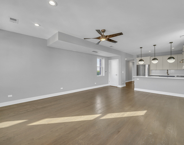 3253 N Elston Avenue - Photo Thumbnail 3