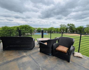 3253 N Elston Avenue - Photo Thumbnail 14
