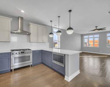 3253 N Elston Avenue - Photo Thumbnail 5