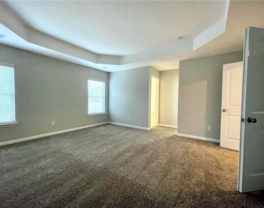 6926 Golden Bud Lane - Photo Thumbnail 14