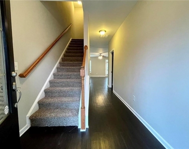 6926 Golden Bud Lane - Photo Thumbnail 10