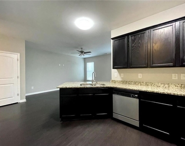 6926 Golden Bud Lane - Photo Thumbnail 7