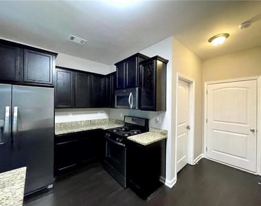6926 Golden Bud Lane - Photo Thumbnail 6