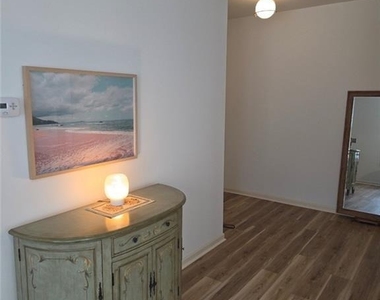 2281 Attewood Drive - Photo Thumbnail 3
